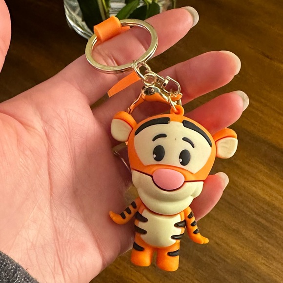 Tiger Winnie the Pooh Keychain with Wrist Strap - Picture 2 of 6